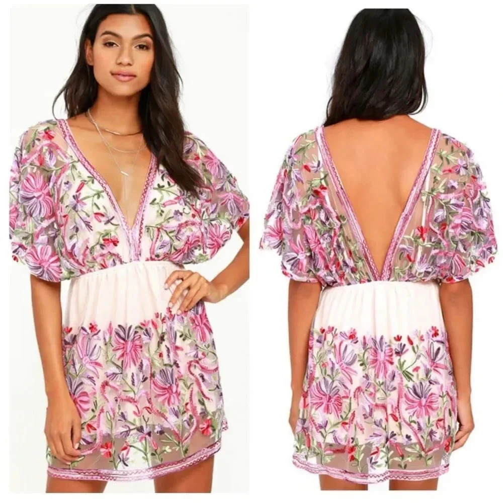 Raga In the Fields Purple Embroidered Dress Size Medium NWT New - Picture 2 of 15